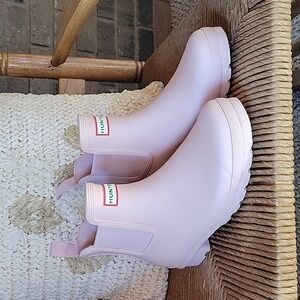 Hunter Chelsea boot, faded rose, size 10